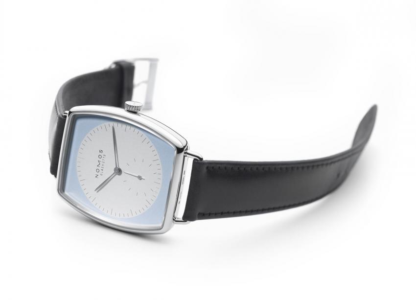 NOMOS Glashütte Lux Weißgold with a light blue dial in a white gold case