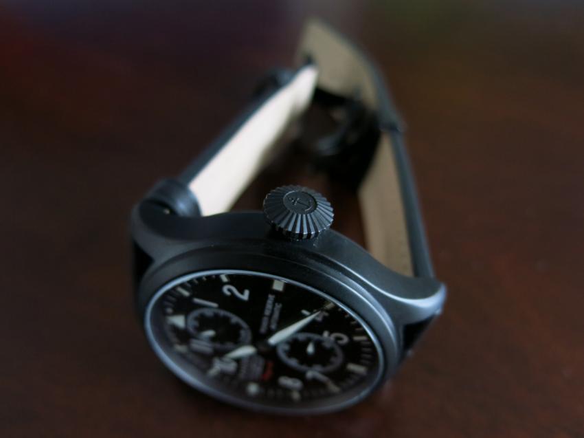 The big crown on the Panzera Flieger 47 is another typical pilot's watch feature.