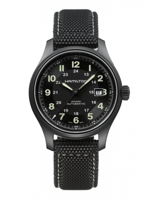 The black Hamilton Khaki Titanium is worn by Chris Pine, in the role of CIA agent Jack Ryan. Reference number H70575733