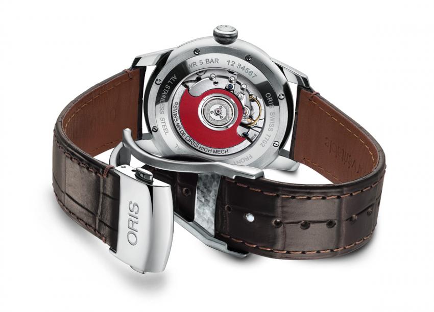 The see-through back reveals the Oris automatic mechanical movement 917, based on SW300