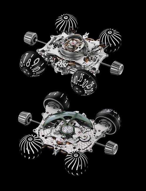 The movement of the HM6, called "the engine", was developed by by MB&F with David Candaux Horlogerie Créative. Beating at 18,000bph/2.5Hz, it has a power reserve of 72h. 475 components and 68 jewels.