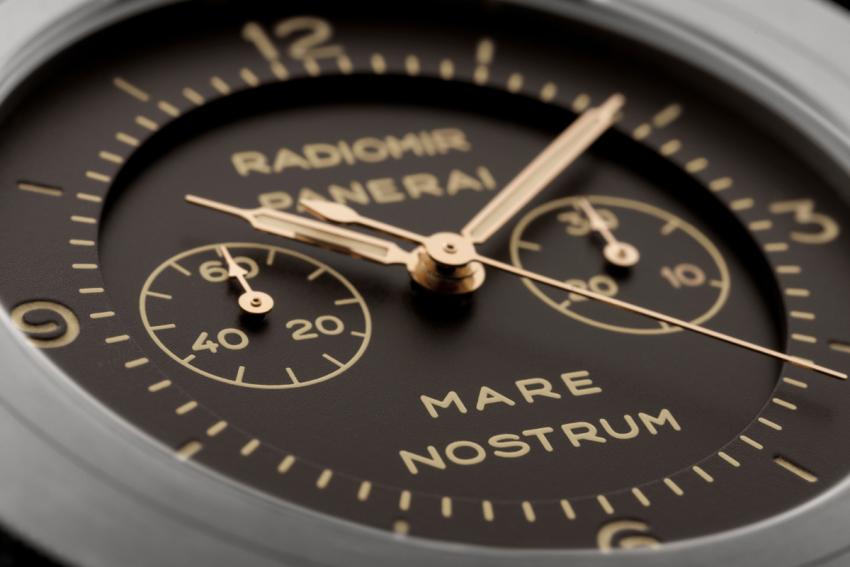 The tobacco brown dial of the Radiomir Mare Nostrum Titanio - 52 mm (PAM00603)