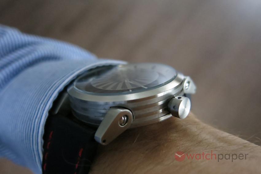 At 13.2 mm, the Zinvo Blade sits quite high on the wrist