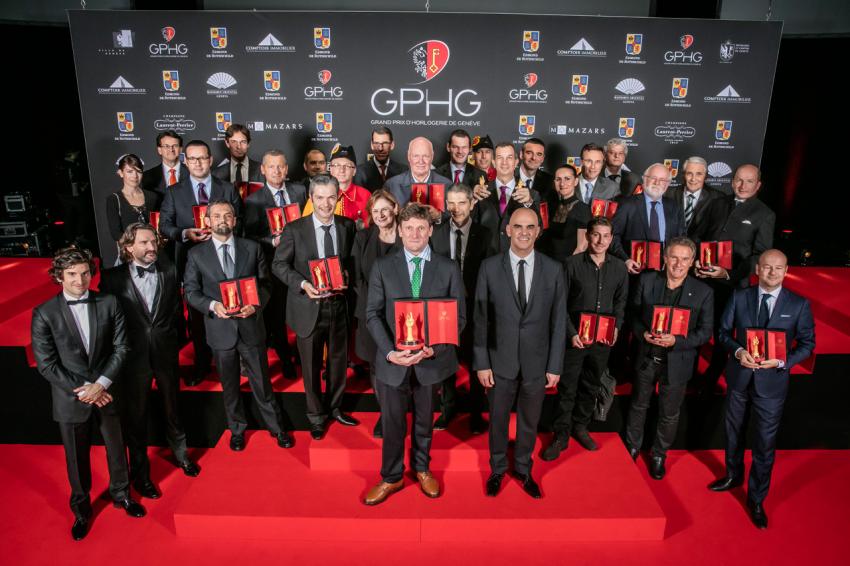 A group photo with the winners of the 15th Grand Prix d’Horlogerie de Genève