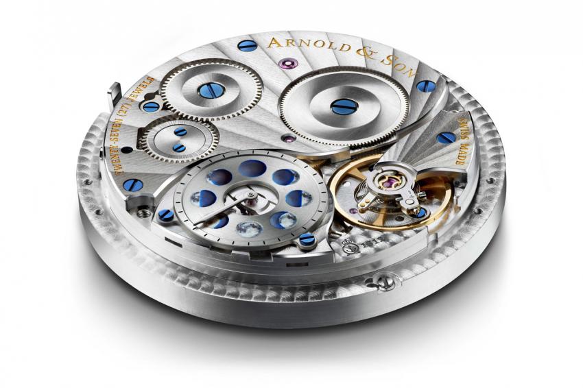 The back of the A&S1512 will unveil the second moon indication used when setting the moon phase. 