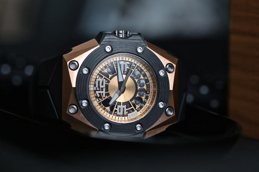 Linde Werdelin Oktopus Moon Gold 3DTP Carbon