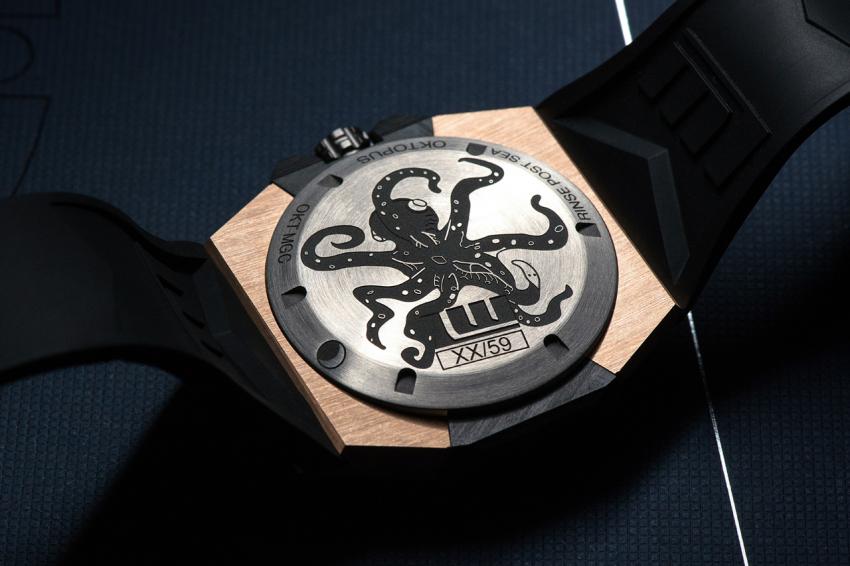 The back of the Linde Werdelin Oktopus Moon Gold 3DTP Carbon, is made from titanium