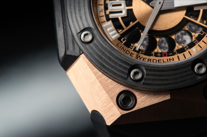 A close look at the Linde Werdelin Oktopus Moon Gold 3DTP Carbon