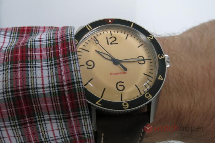 Wristshot with the Lew & Huey Phantom A Khaki