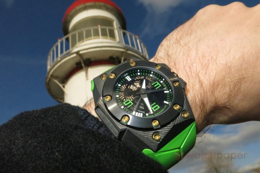 Linde Werdelin Double Date Carbon - Green