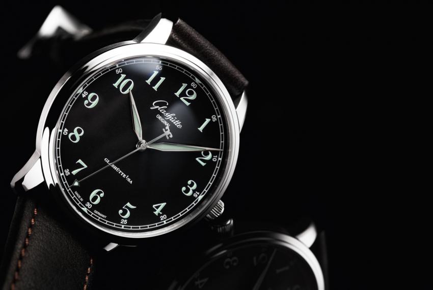 Senator Excellence Black Dial (Ref. 1-36-59-03-02-01)