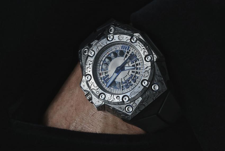 Linde Werdelin Oktopus Crazy Universe 